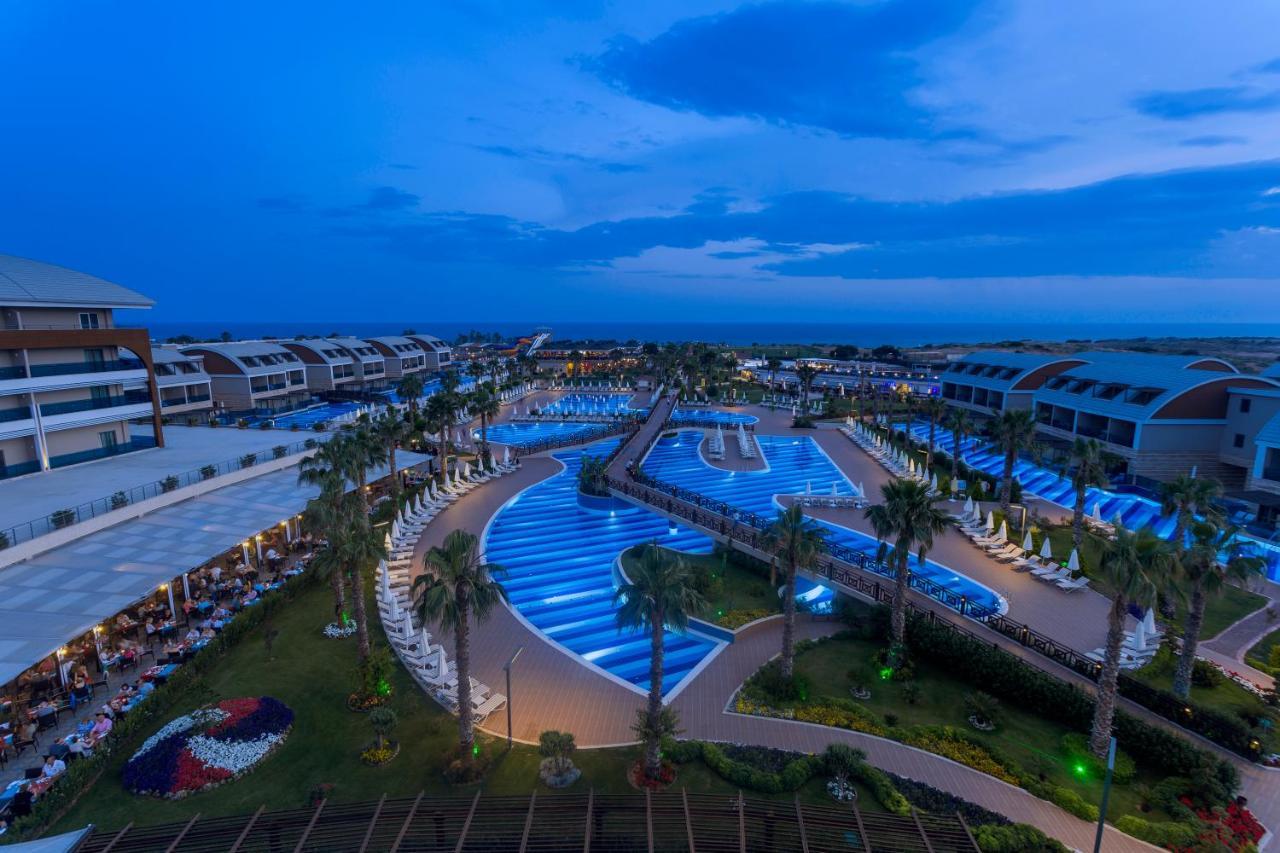 Tui Magic Life Jacaranda Hotel Side Exterior photo Aerial view of the complex